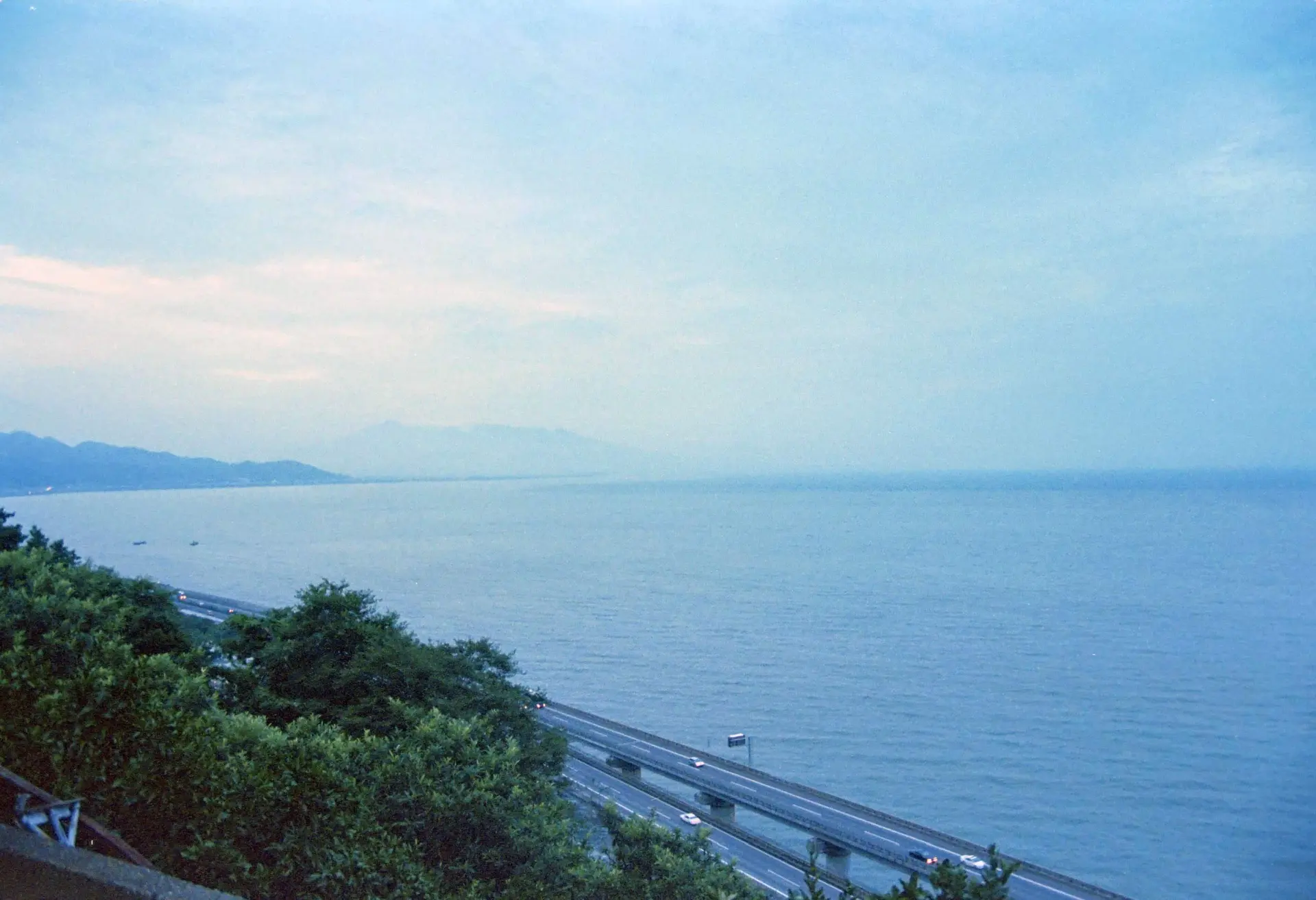 薩埵峠から駿河湾を望む