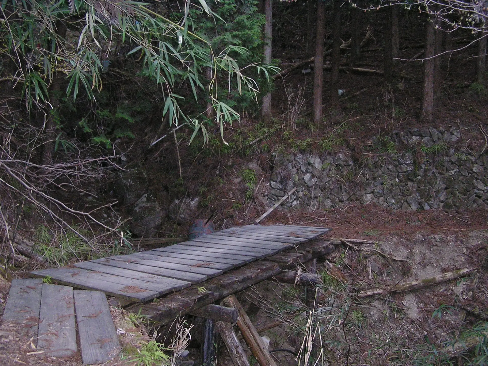 白岩廃村入口の茶屋