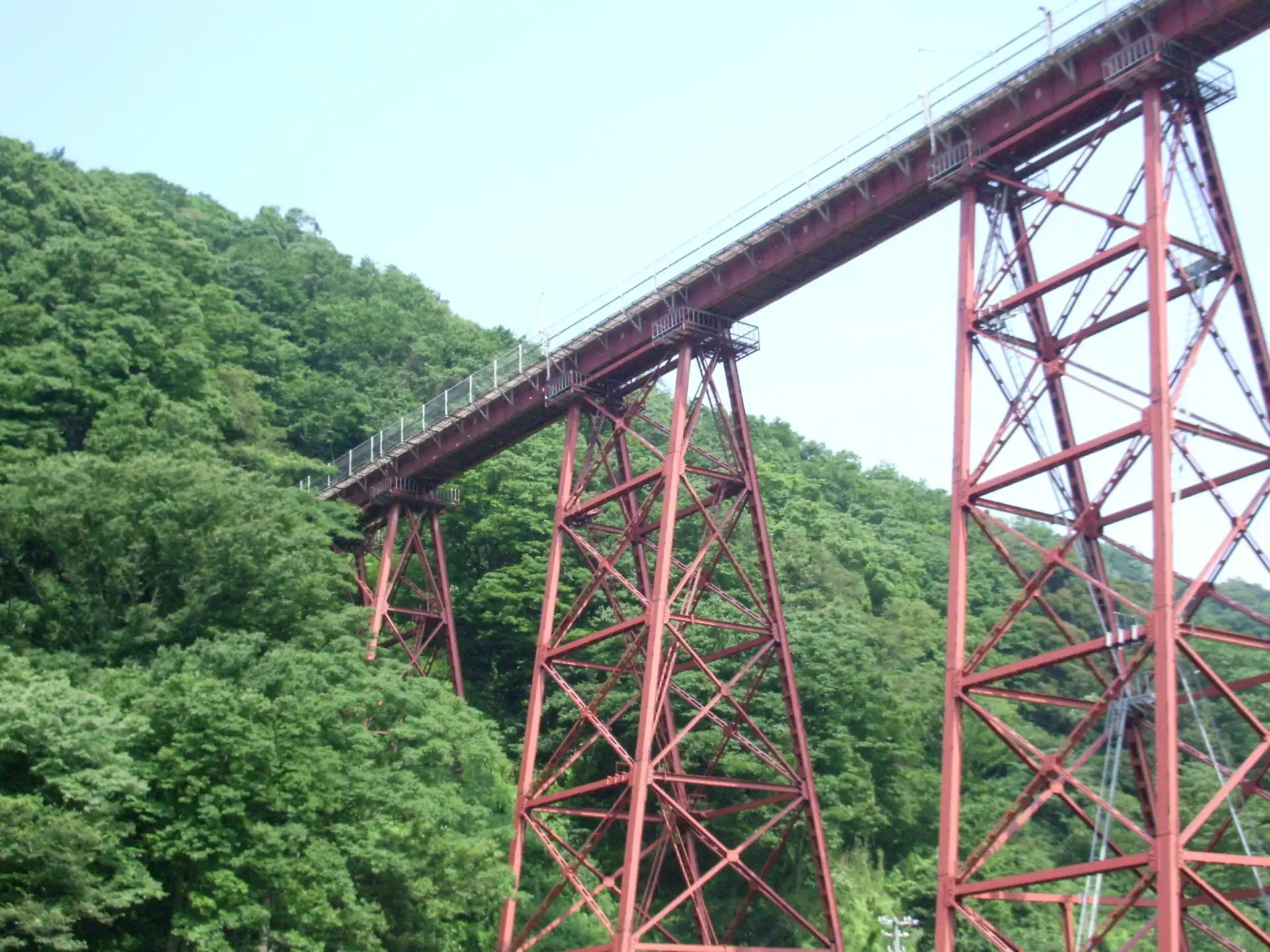 鎧駅側のアップ