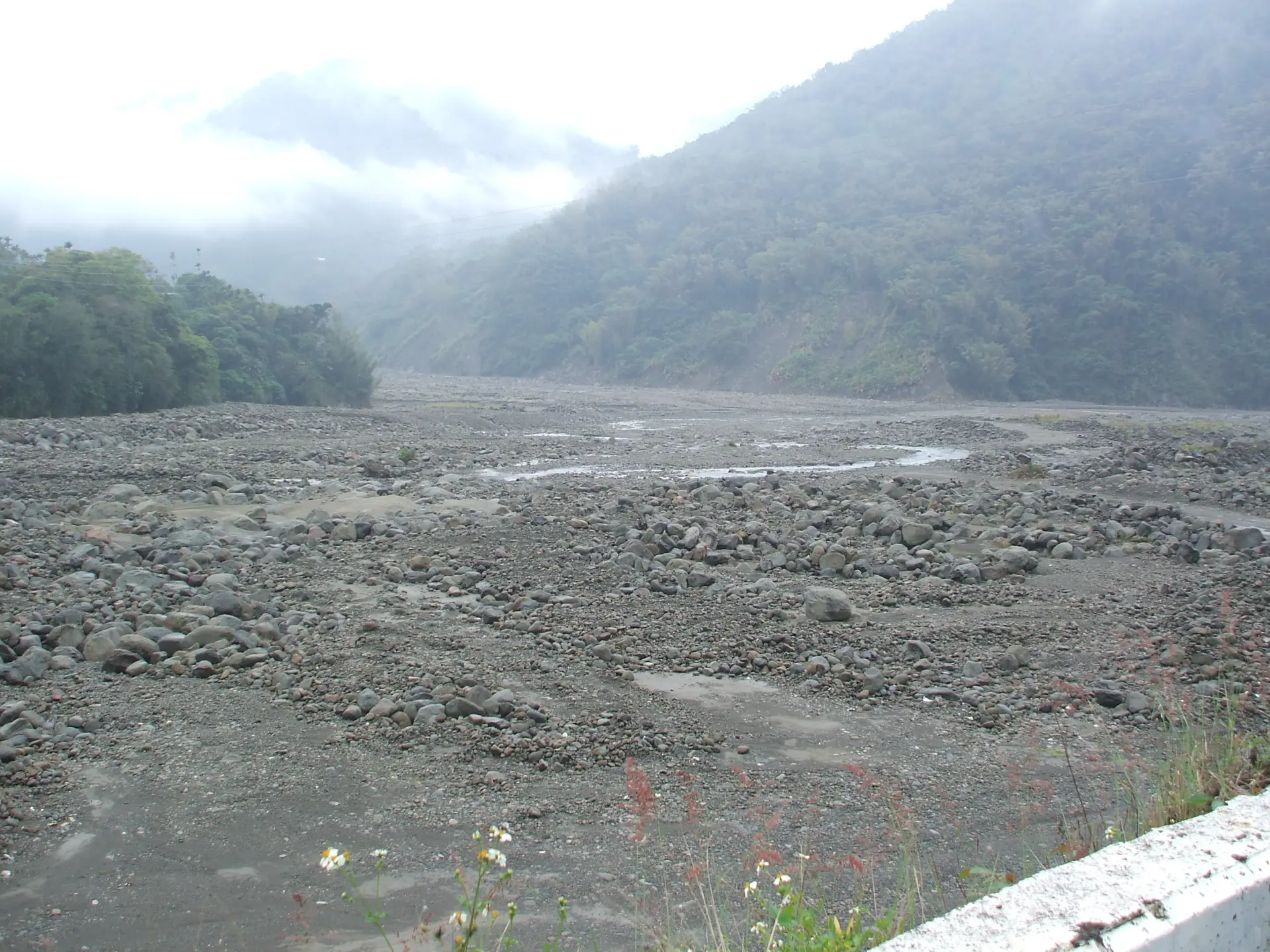 台湾島中部の川