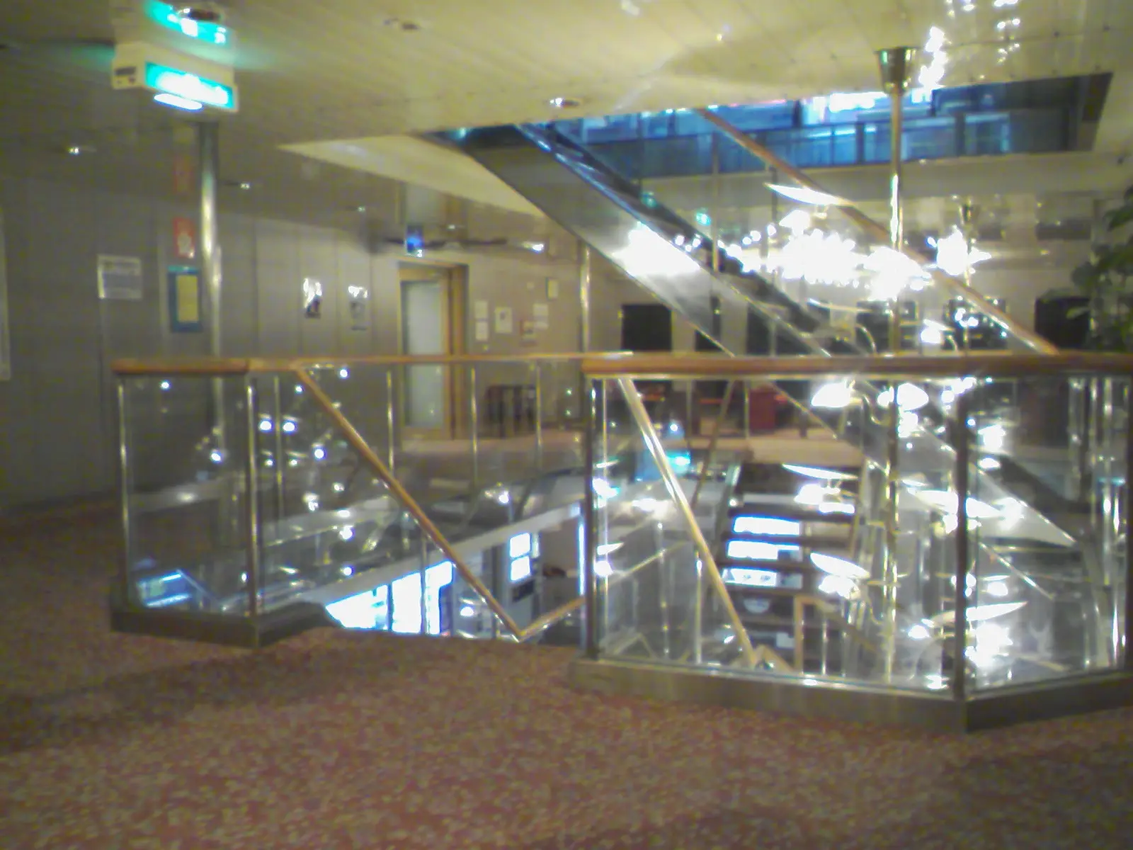 ジャンボフェリー