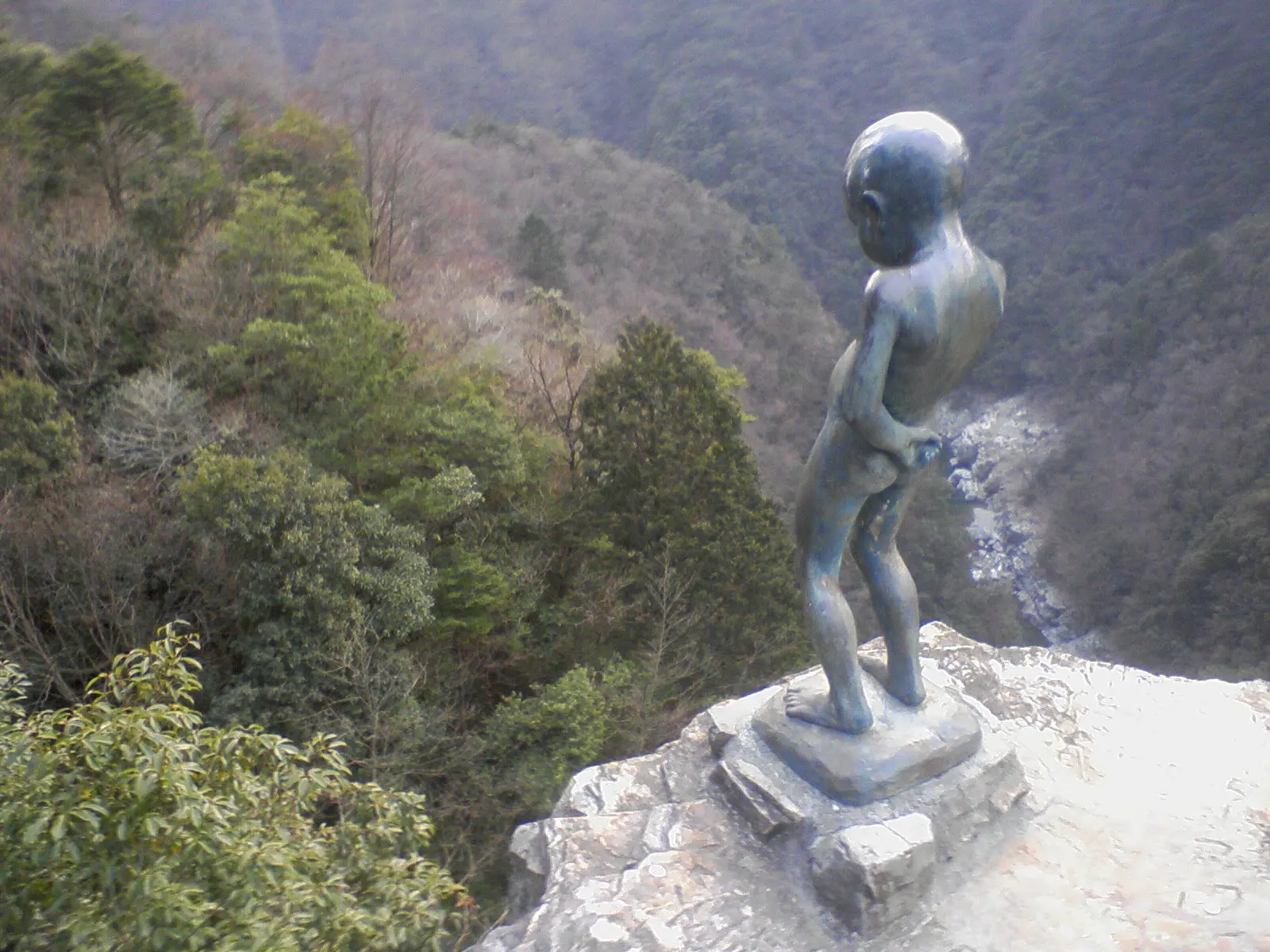 祖谷渓の小便小僧