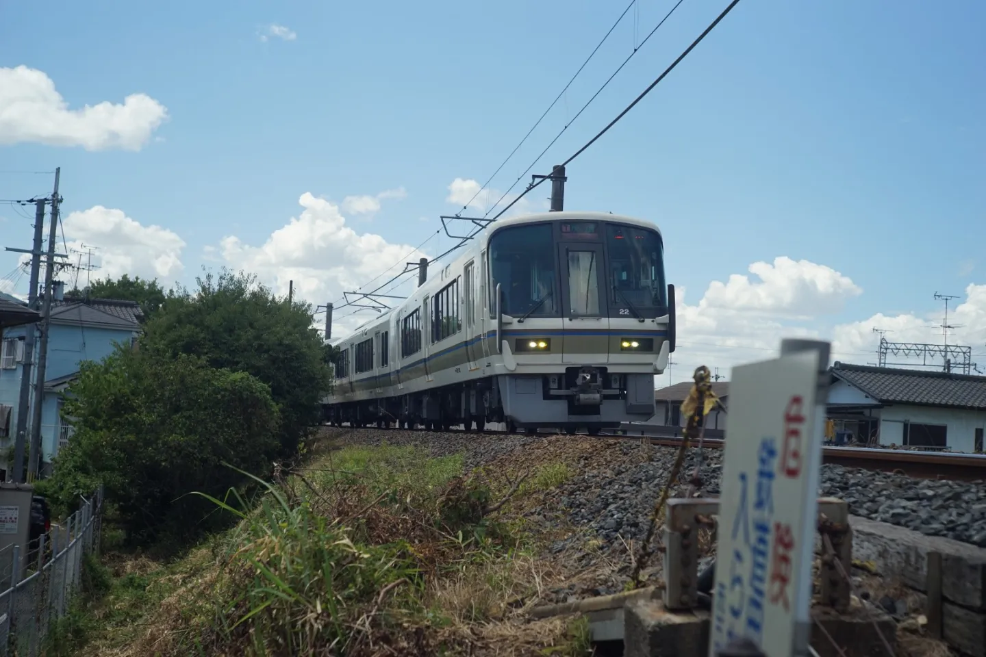 和歌山線の221系