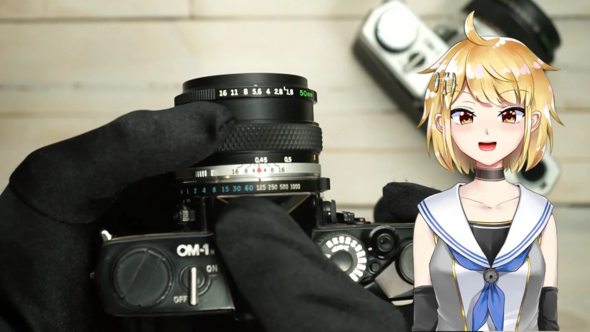 ピントリングを回す