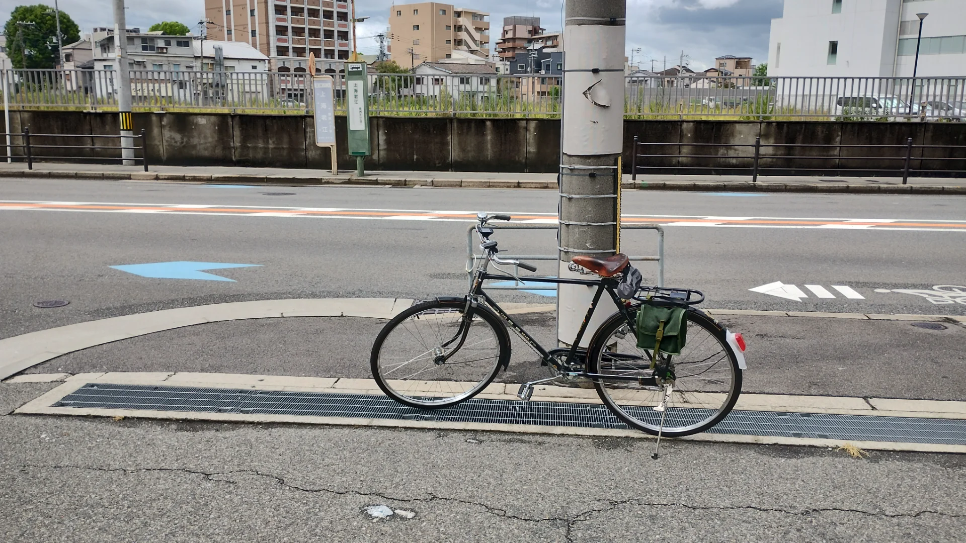 上海老江バス停