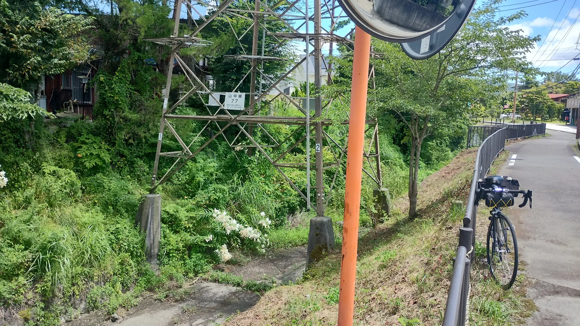 送電線鉄塔