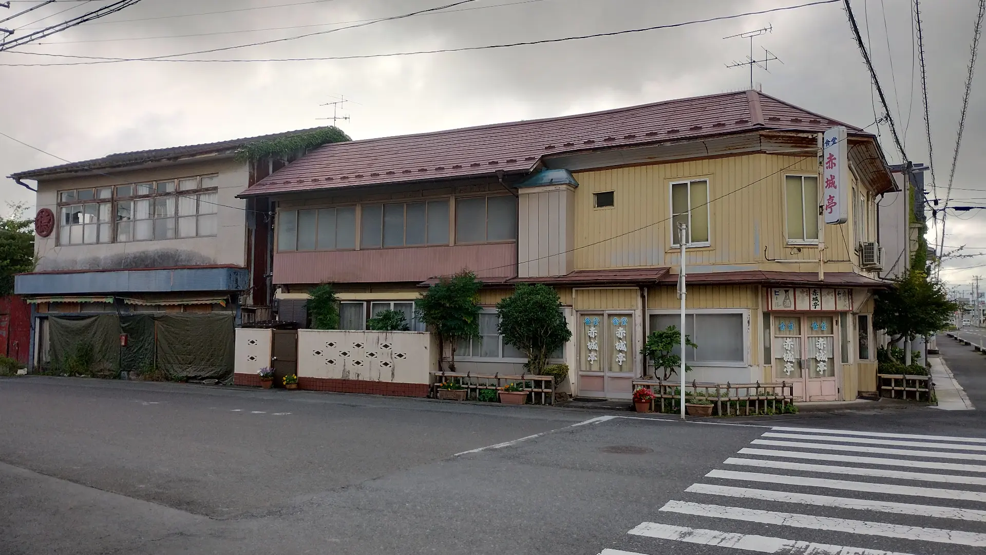 石越駅前