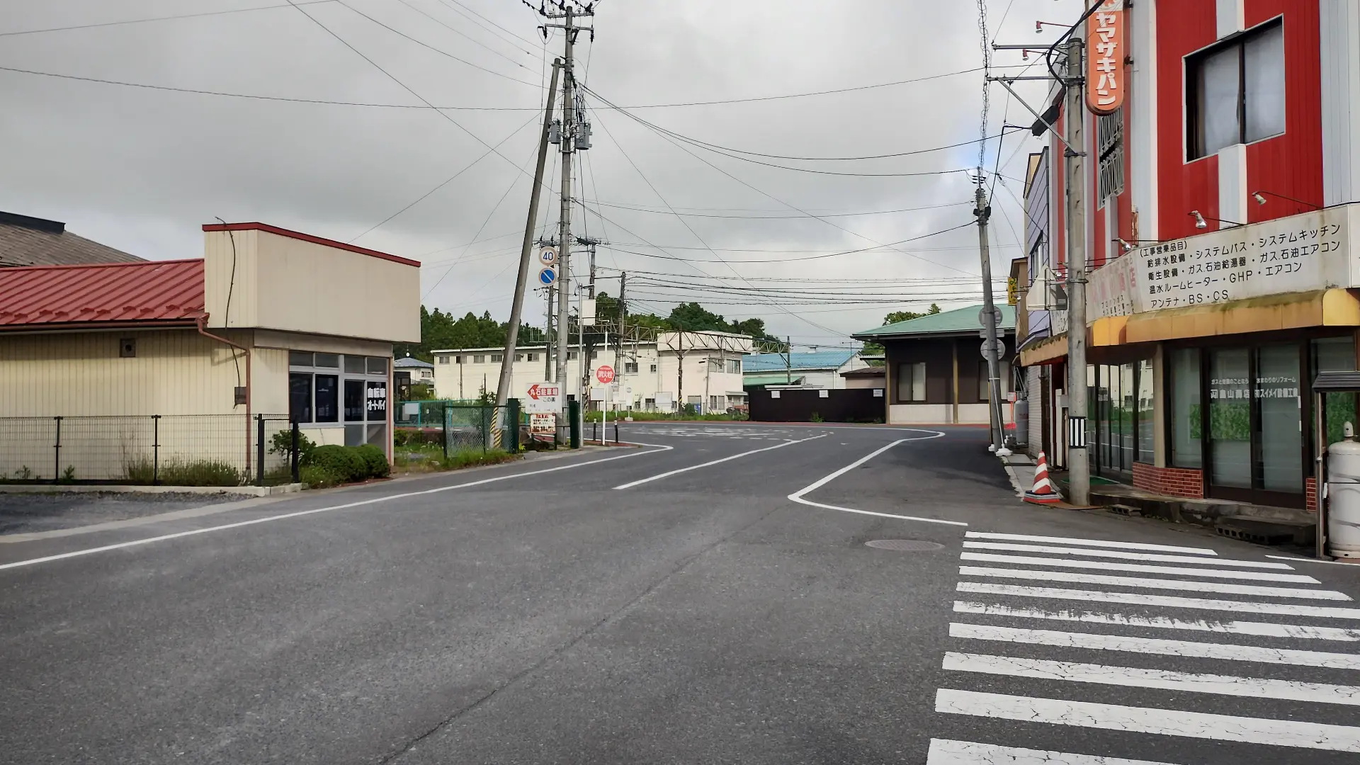 石越駅前