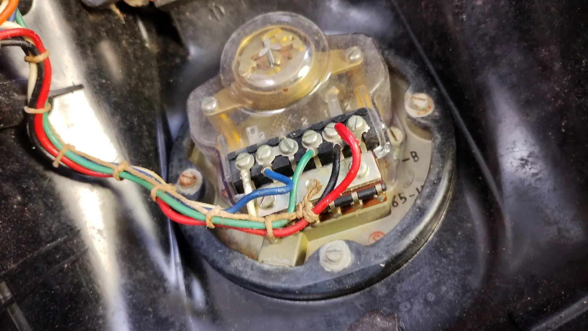 ダイヤル裏の結線