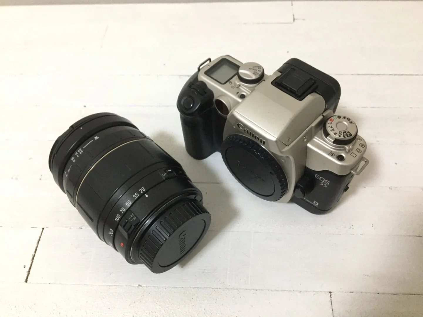 Canon EOS 55