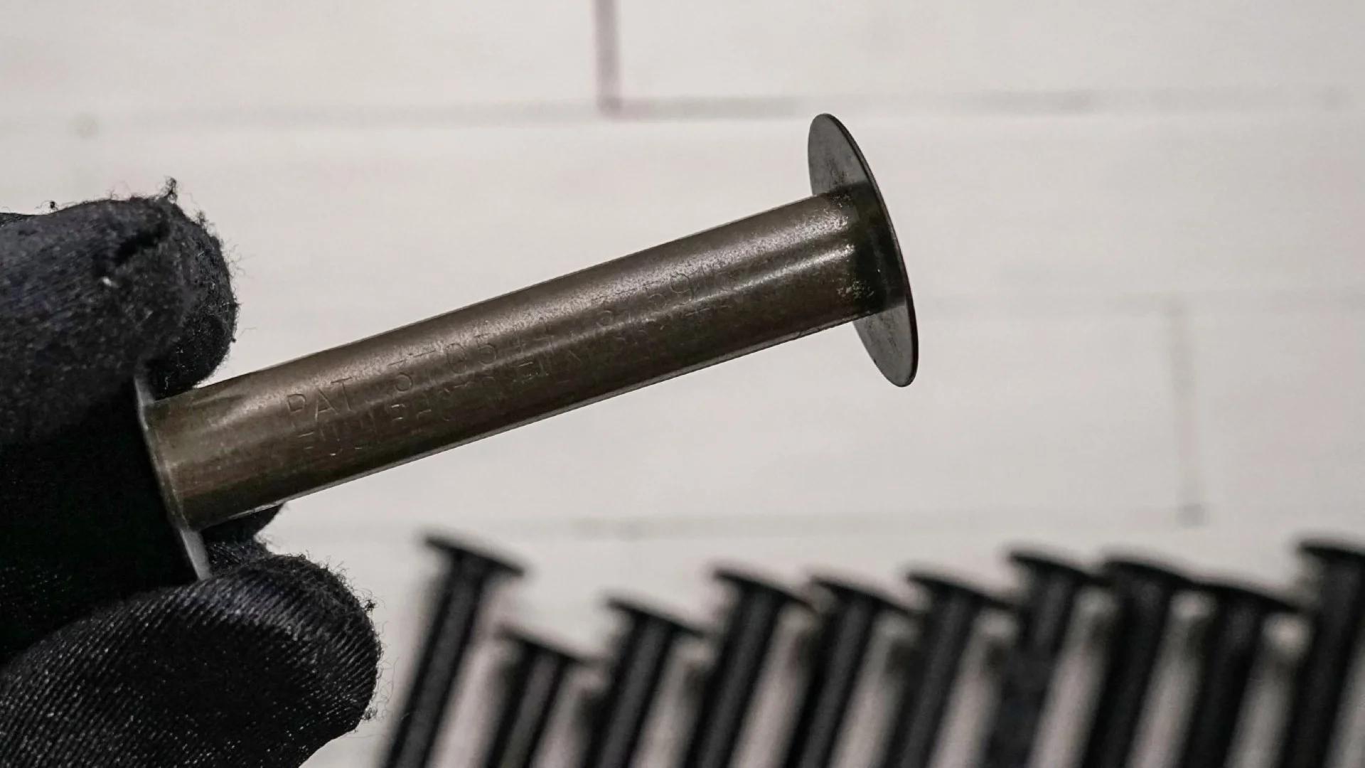 富士フイルムの120フィルムスプールのパテント刻印