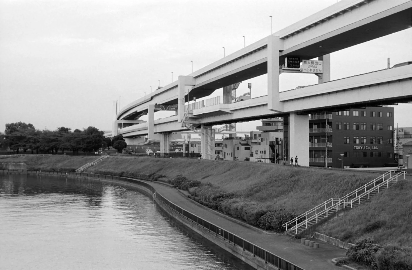 Nikomat FTN + Nikkor-H Auto 50mm F2で撮影した写真